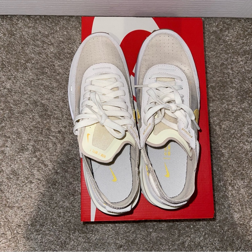Nike Waffle One - Picture 7 of 9